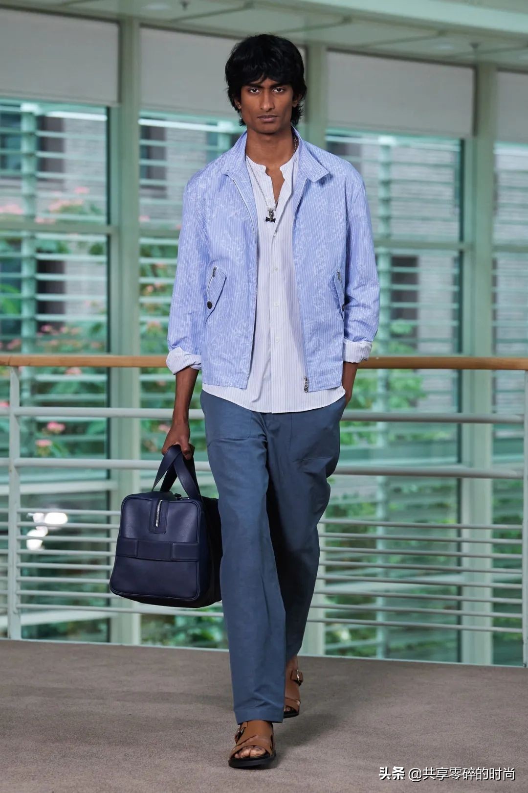 爱马仕秀场2022时装周,爱马仕2021男装