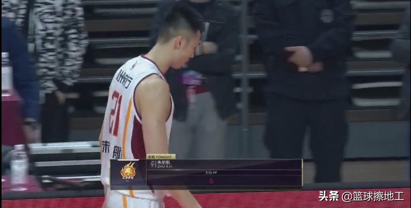 中国足球对广厦,广厦对浙江第三场