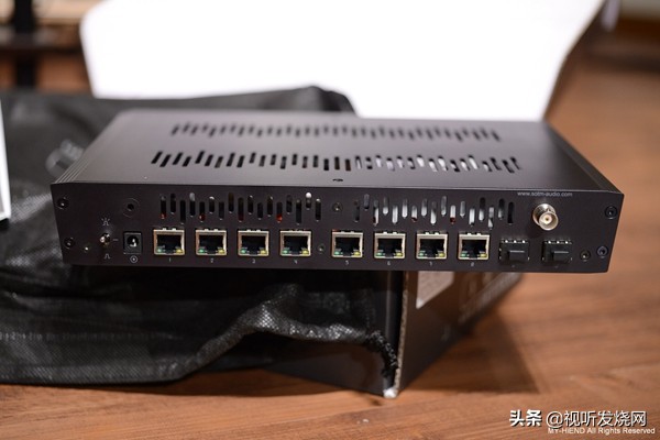 直接提升串流音乐的声音：SOtMsNH-10G网络交换器