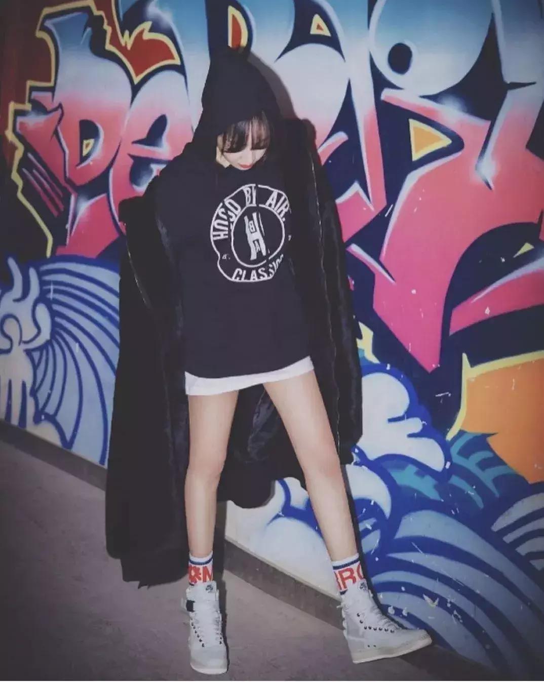 杨紫穿李现的衬衫,杨紫李现蓝卫衣