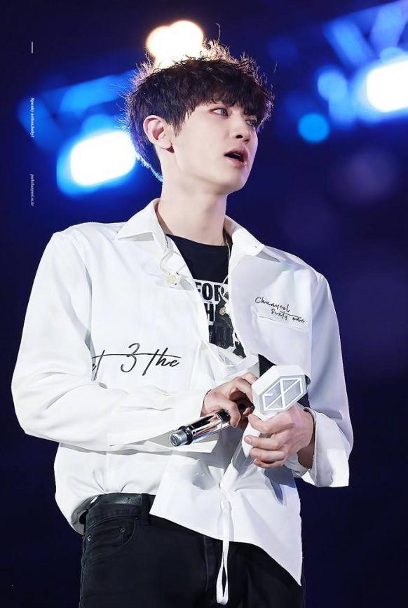 海景房get！朴灿烈吧吧主卷走千万跑路，jennie吧同样的剧情