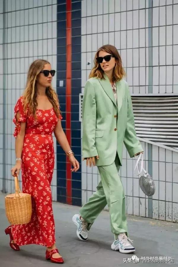 老爹鞋视觉上比较大怎么搭配,老爹鞋哪款好看舒适又百搭