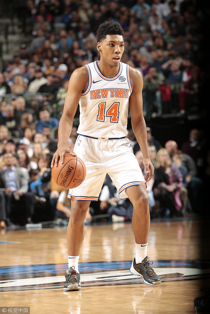 NBA今日球鞋精选：上脚两双联名款！火箭赢了，“鞋王”嗨了