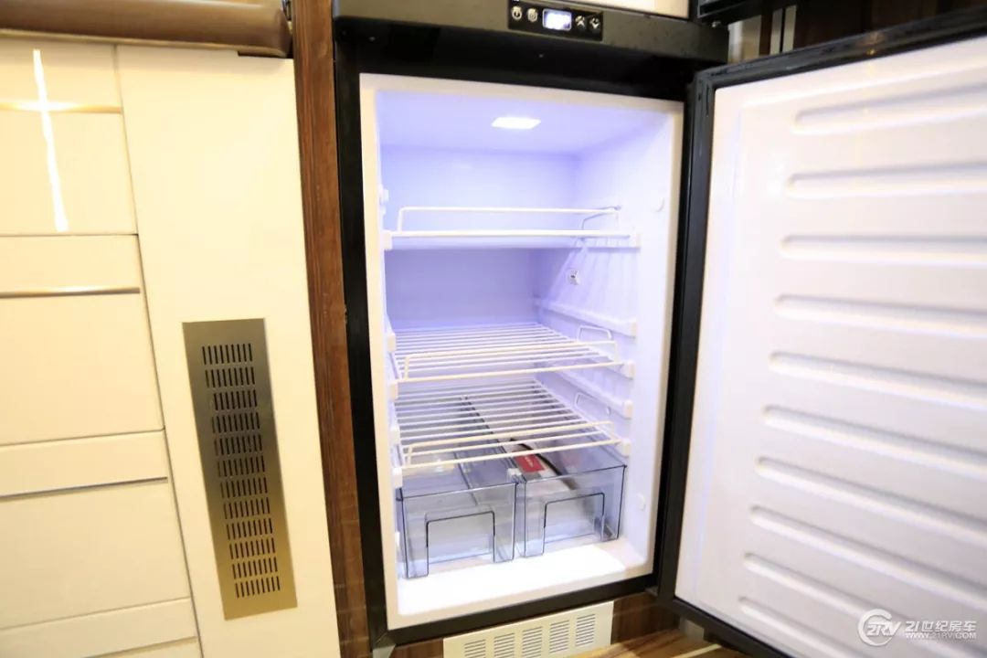 不超过50万的越野房车,不到40万的豪华大型房车