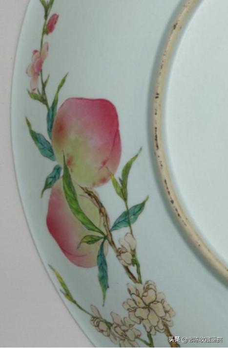 雍正粉彩花卉纹盘图解大全,故宫雍正粉彩蟠桃天球瓶