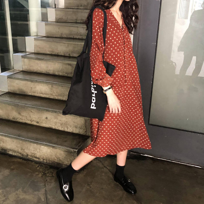 碎花连衣裙你值得拥有,碎花连衣裙修身秋冬