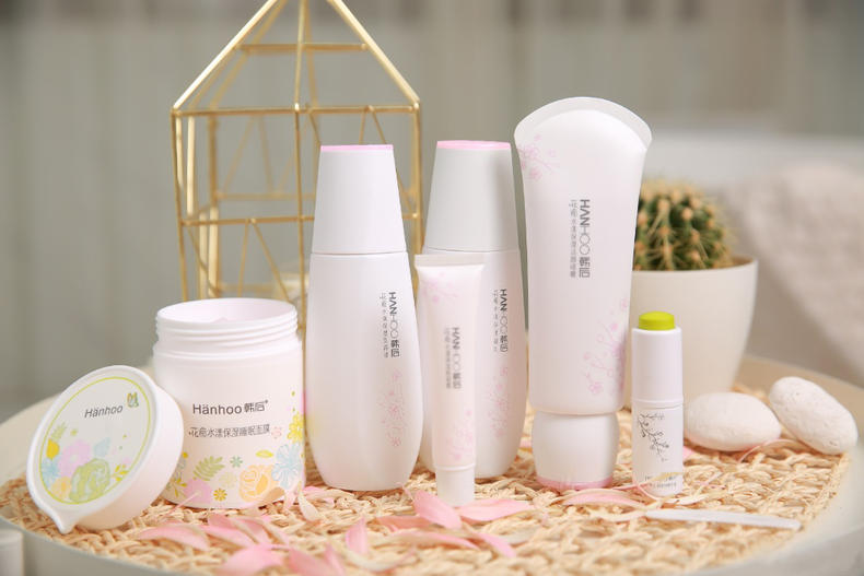 国货护肤哪套不油腻又补水保湿,平价国货护肤品保湿推荐