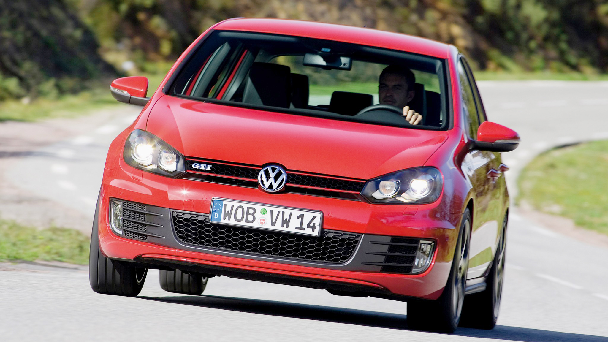 花5000块改装绞牙，操控为啥还不如原厂？