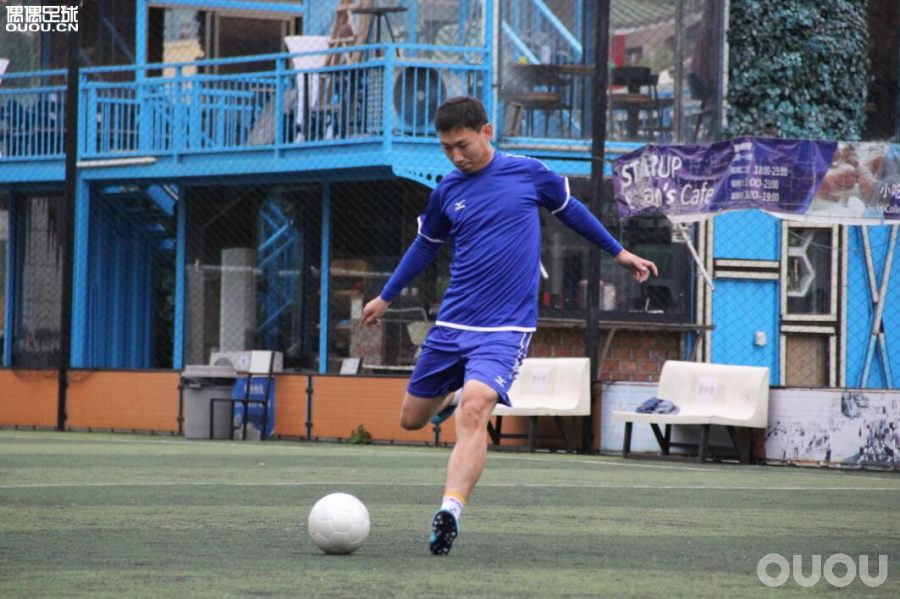 美津浓morelia2tf足球鞋测评,美津浓neo中端足球鞋