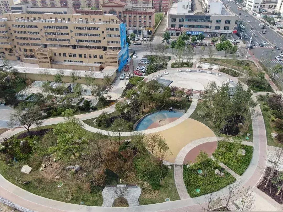 石臼中心公园杂技表演,日照市石臼附近的公园