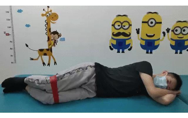 把o型腿变直手术过程,o型腿和xo型腿哪个更难矫正