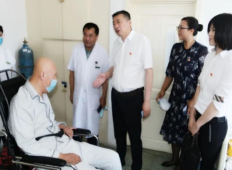 七一走访慰问老党员辽宁营口,七一走访慰问老党员困难党员简报