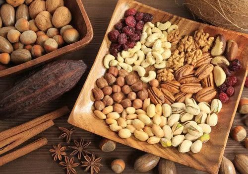 徐州新和康源食品董事长赵贵斌实诚质朴为人，遵照良心做产品