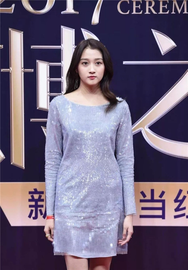 肩宽背厚的女生必练,如何增加肩宽和背宽