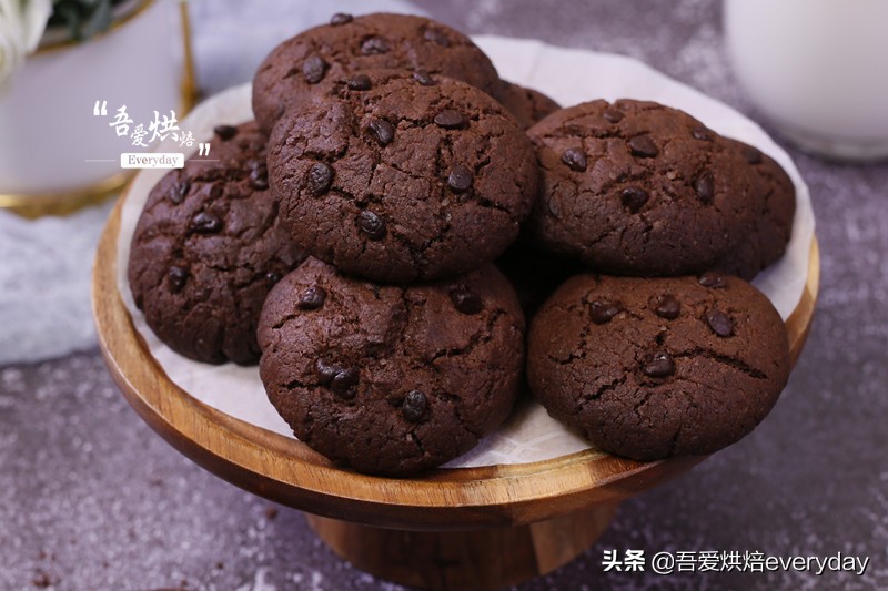 家庭版巧克力趣多多做法,巧克力趣多怎么做