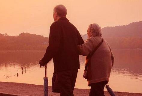 为何老了进养老院是最好的选择,当代年轻人老了以后选养老院标准