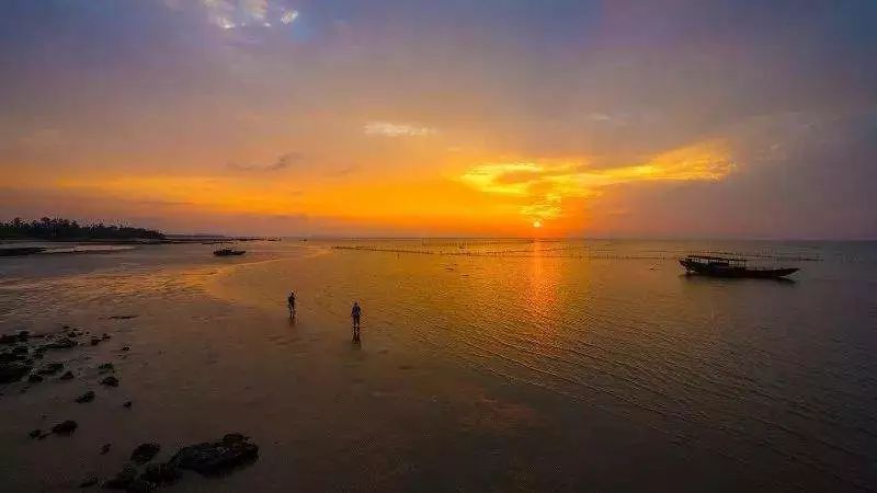 海滩怪石古渔村，名气不及三亚，但现在却越来越多东北人在此定居