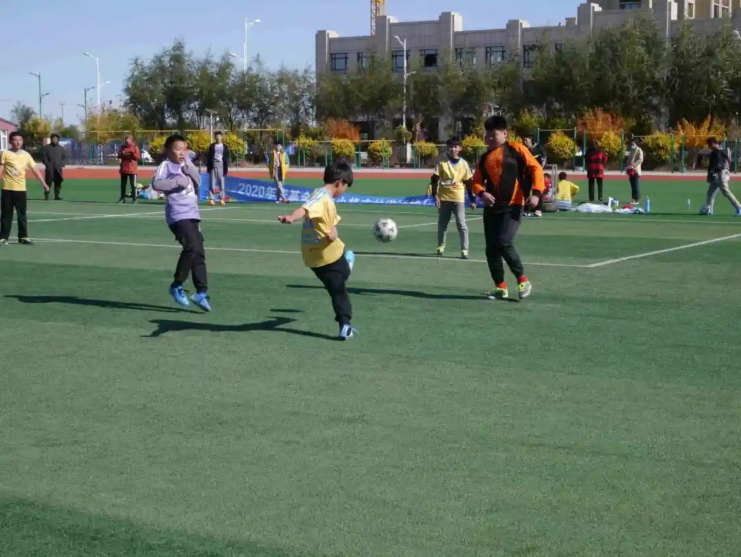 促进体育发展传承足球精神壹基金壹乐园绿茵小将通榆县足球联赛