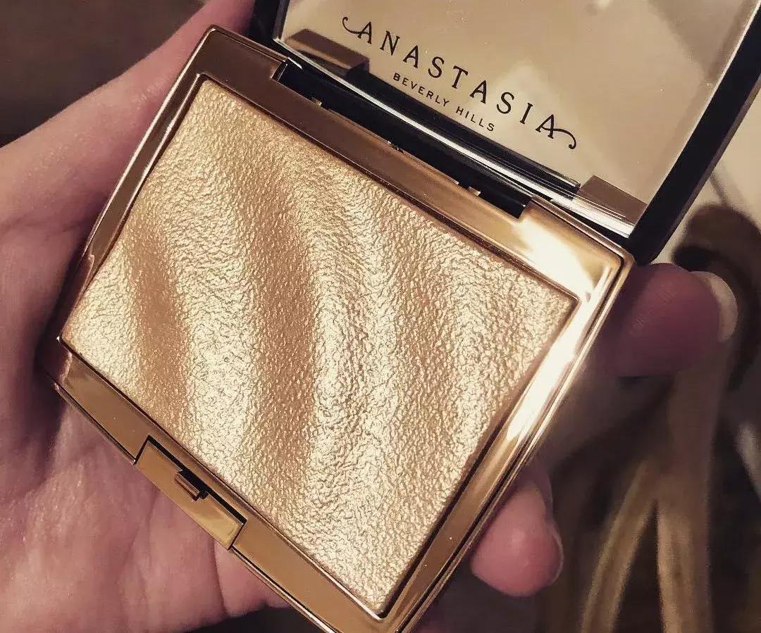 画鼻子修容能不画高光吗,低鼻头怎么画高光