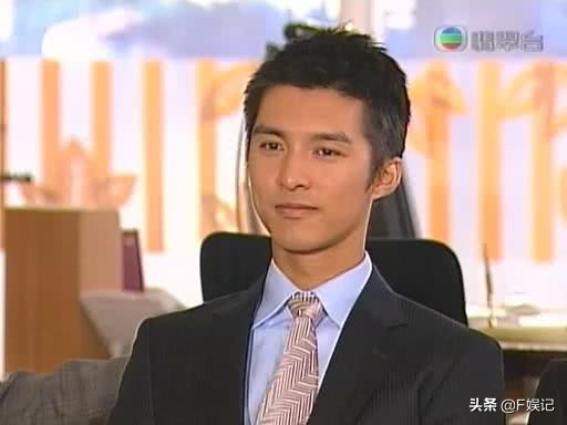 tvb御用弟弟入行,tvb御用弟弟回忆亡父不禁崩溃