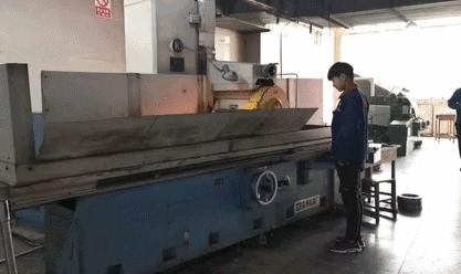 山东蓝翔学挖掘机视频,蓝翔学开挖掘机