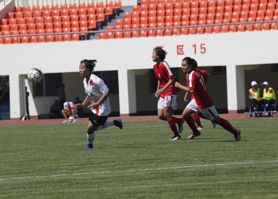 二青会女子甲组48kg散打,二青会乙组女子10米跳台