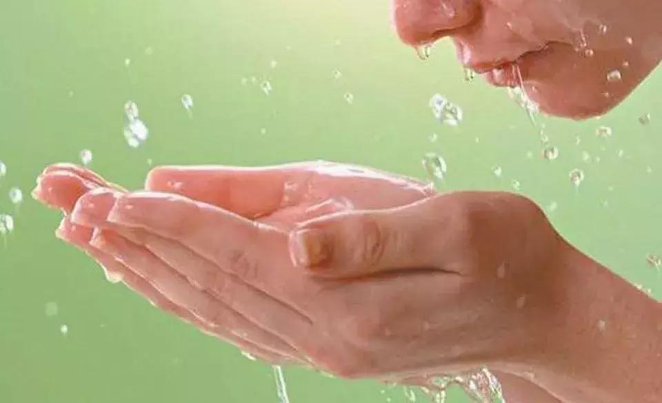 过敏性鼻炎现在喉咙疼吃药不管用,过敏性鼻炎吃药一停就犯了怎么办