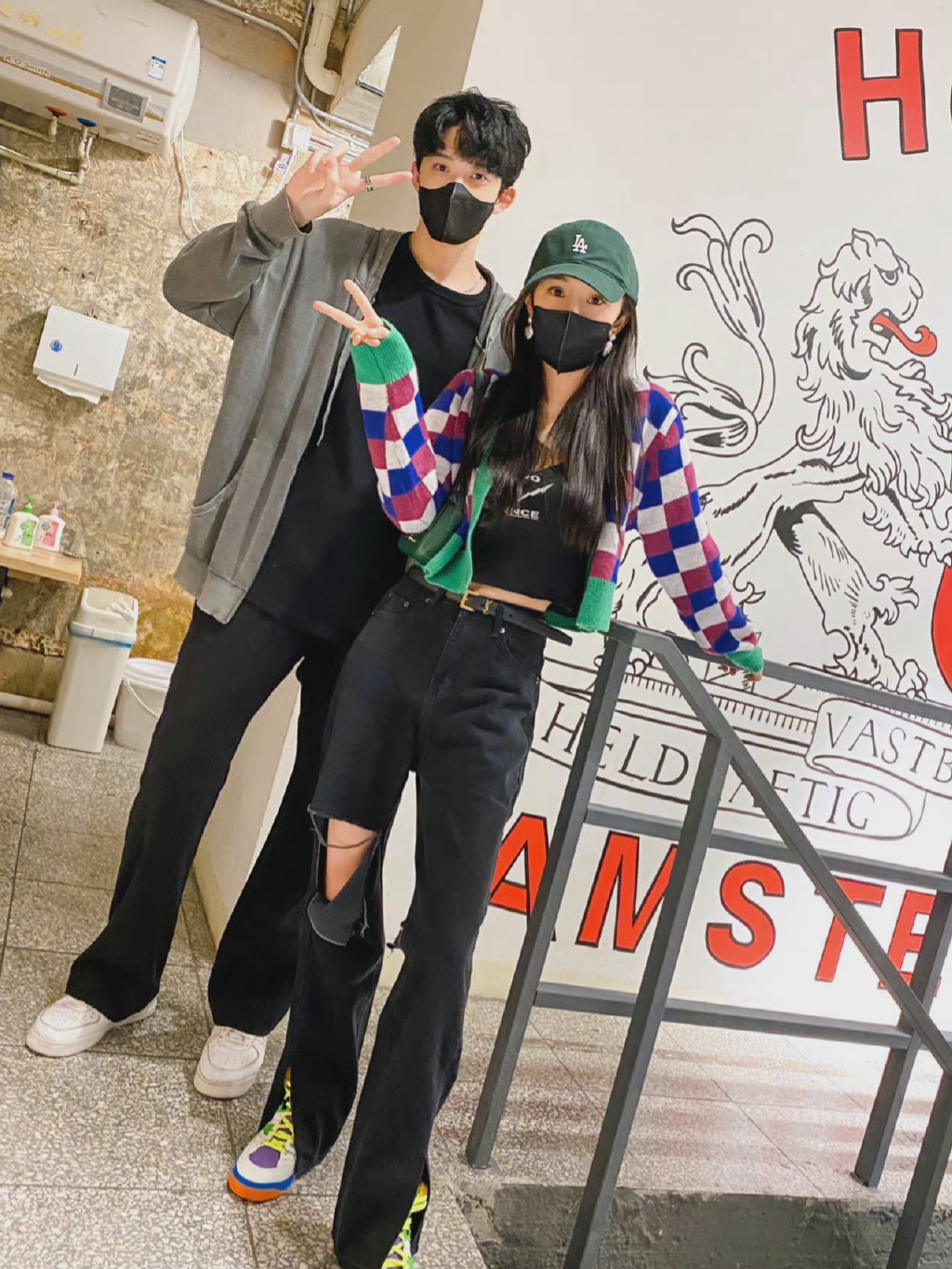 张宇的自拍照,张宇拍照留念