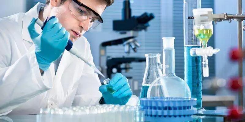 臭脚臭鞋袜不再尴尬，随身带瓶杀菌除味喷雾，轻轻一喷异味尽除