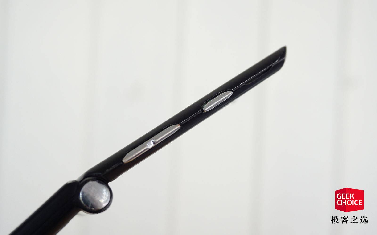 摩托罗拉曾经的翻盖手机,摩托罗拉最经典的翻盖手机