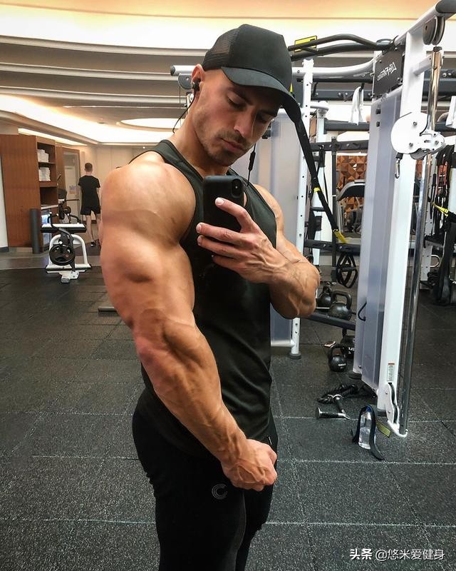 手臂臂围训练方法,增加臂围最有效的动作