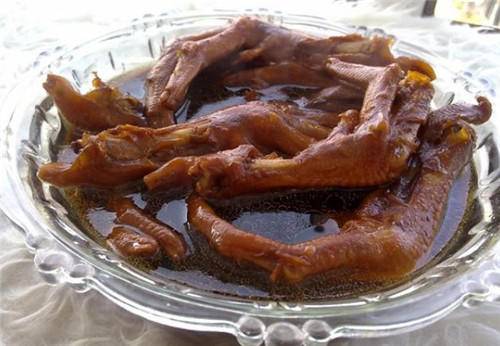 怎么做卤鸭掌好吃,没有卤料包怎么卤鸭掌鸭翅
