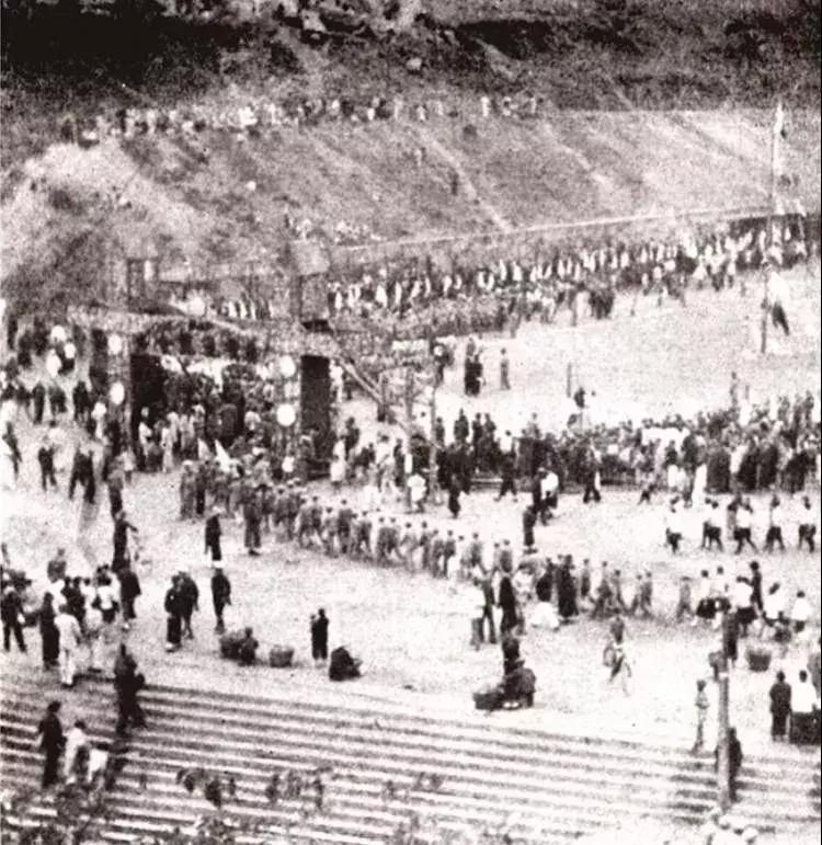 从“*药火**局”到“黄金甲”——铁打的越秀山，不变的广州情