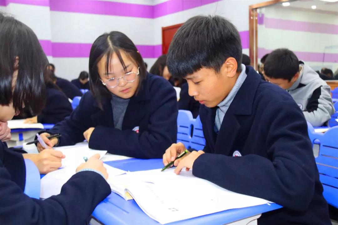 濮阳县建业国际学校教的怎么样,濮阳建业国际学校考试