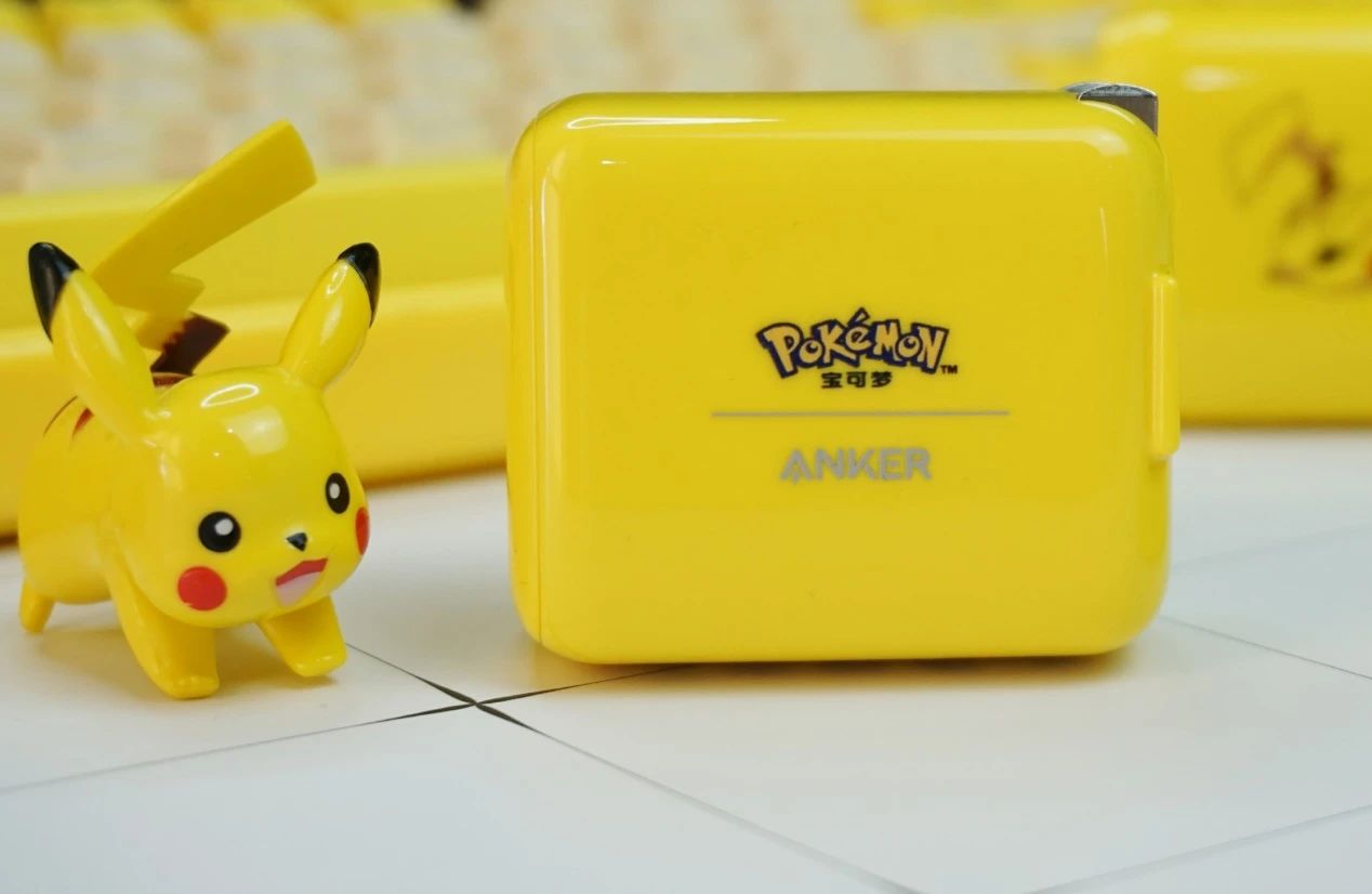 anker宝可梦充电器,anker18w小巧款充电宝测评