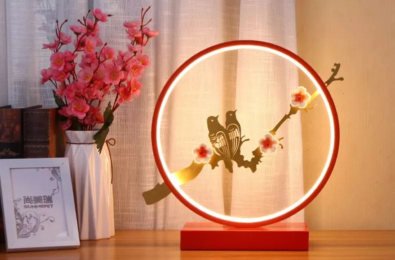 备婚男方贴喜字的讲究,备婚日常喜字拉花