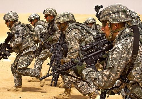 越南战争美军为什么不用原子弹,美军在越南战争投了多少吨炮弹