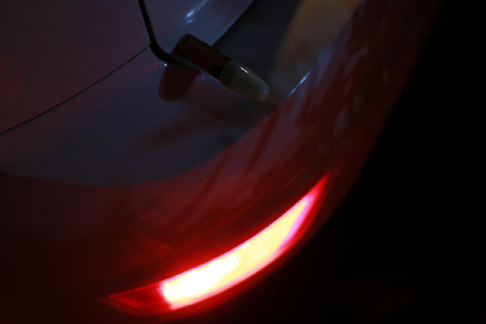 傲雷baton3手电筒特别版,傲雷baton3pro紫色