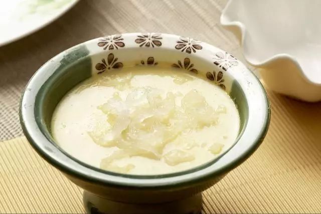 燕窝牛奶的做法与吃法,燕窝牛奶正确做法视频