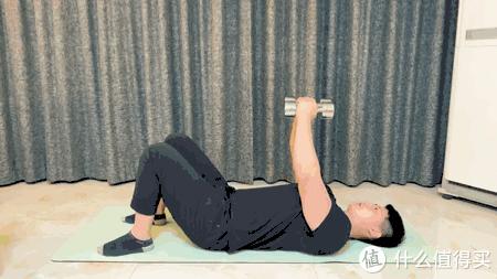 1对5公斤的哑铃怎样练爆三角肌,哑铃训练动作大全新手在家