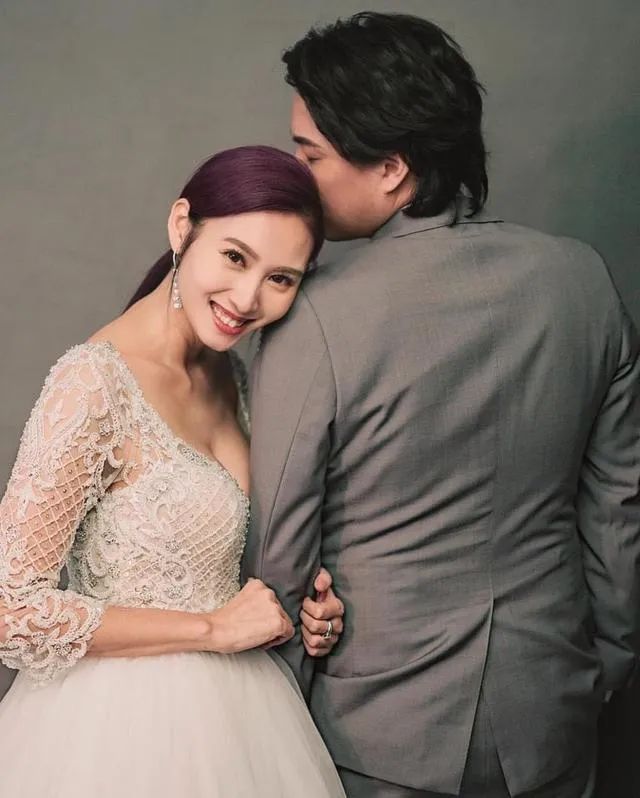 38岁香港女艺人宣布怀孕,41岁台湾女星宣布怀孕喜讯