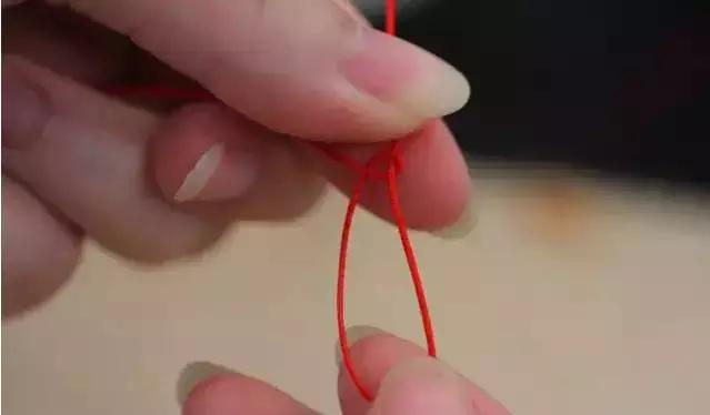 手工编绳怎么打结球,塑料手编绳如何打结