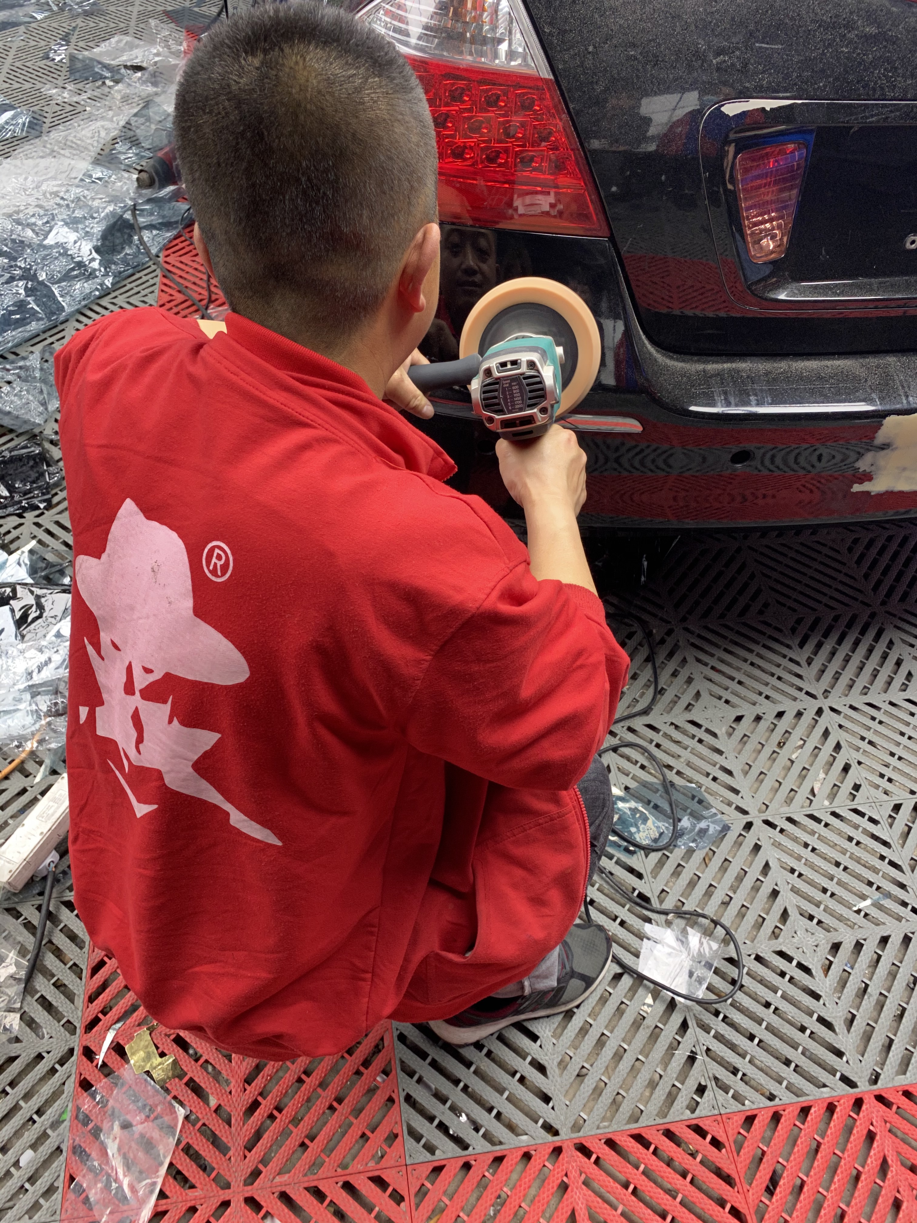 美容抛光的正确步骤,汽车美容抛光手法教程