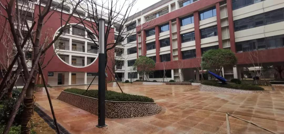 万达滨江城房子值得买吗,九龙湖万达茂学区房