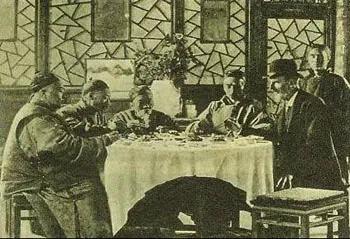 港人简史(十四)香港社会百态和*赌黄**毒(5)