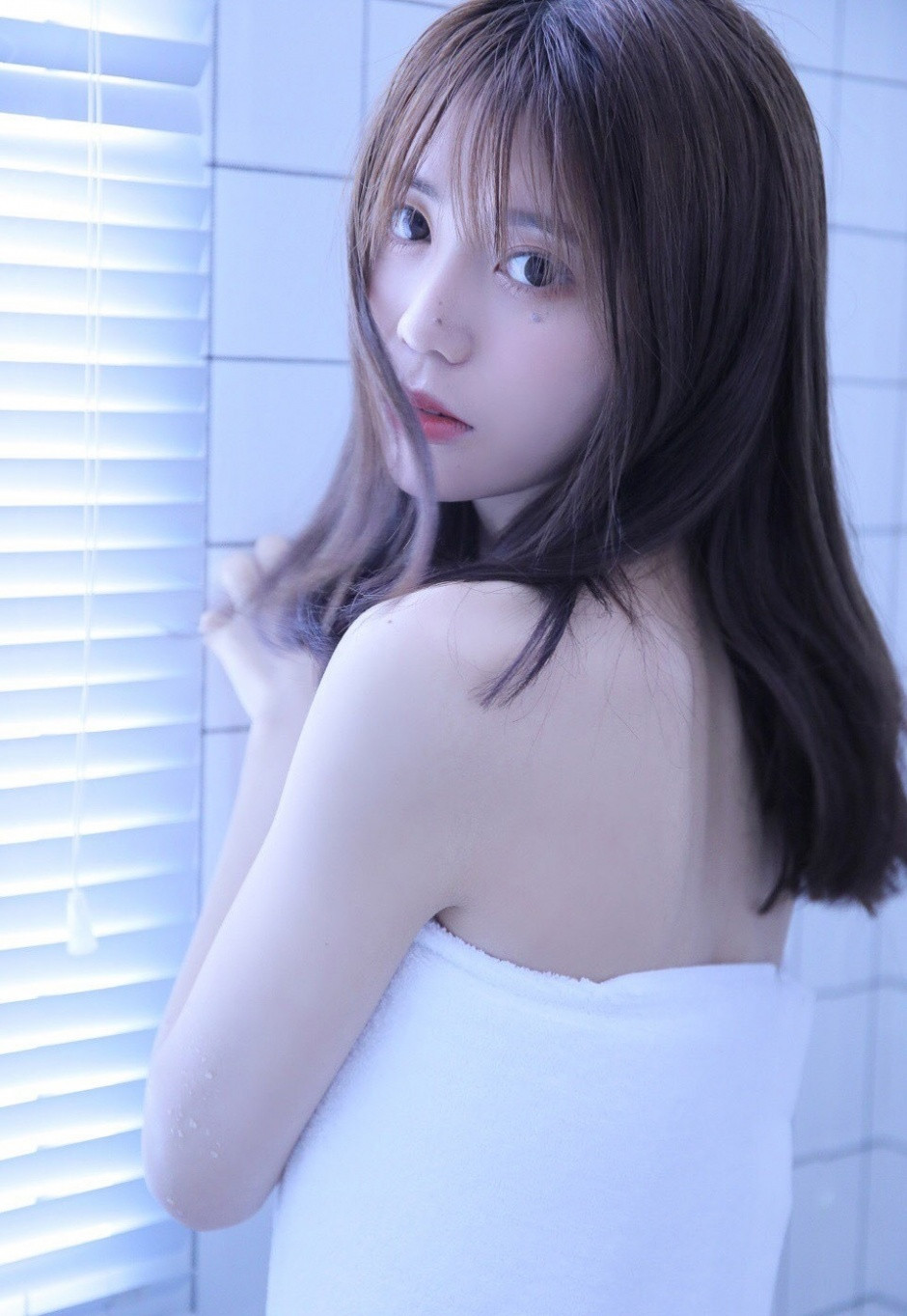 不会和女生聊天的男生怎么办,不会和女生相处的男生怎么追