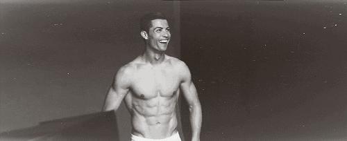 c罗自律和坚韧的最佳典范,梅西c罗依旧站在金字塔顶端