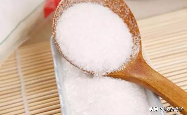 味精和鸡粉的成分,味精鸡精盐有啥区别