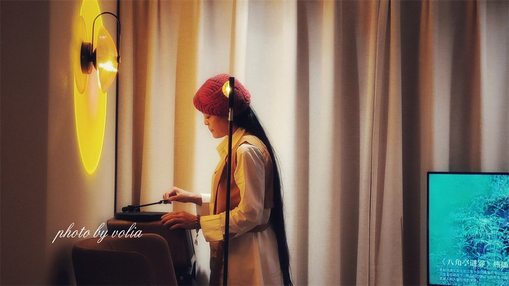 黑胶·旅人·酒|莫干山的月亮是橙色的