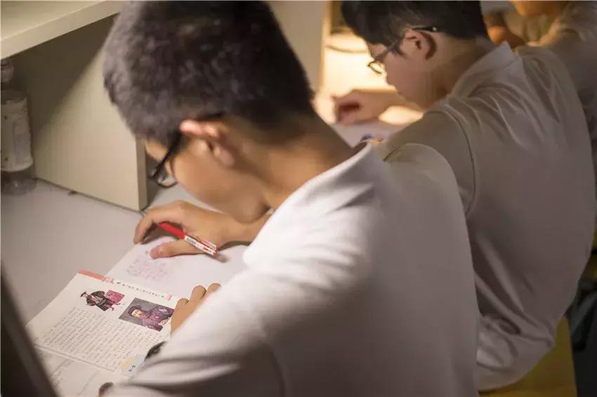 经开一中报名须知,叮咚您的备考秘籍已送达